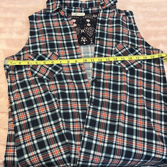 Plaid Button Up Blouse with Woven Lace Back - Picture 4 of 5